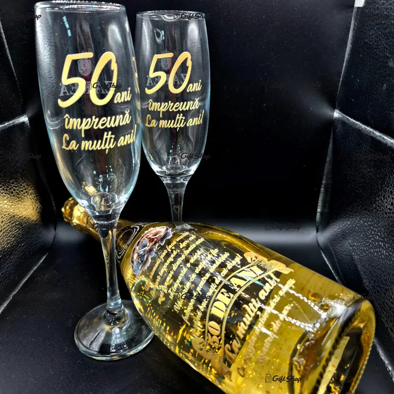 Aniversare 50 ani casatorie, pachet pentru cadou zarea ceremony royal gold 23k alb 0.75l cu 2 pahare personalizat